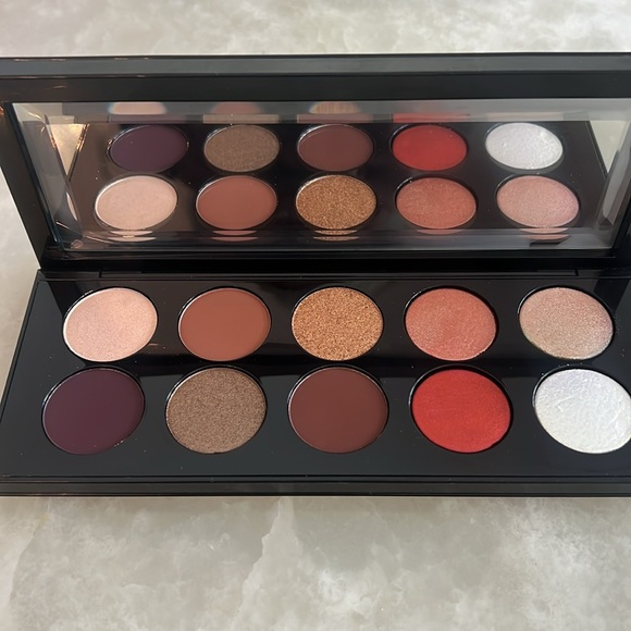 Pat McGrath Mothership V Eyeshadow pallette. Brand New in Package. - Picture 2 of 7